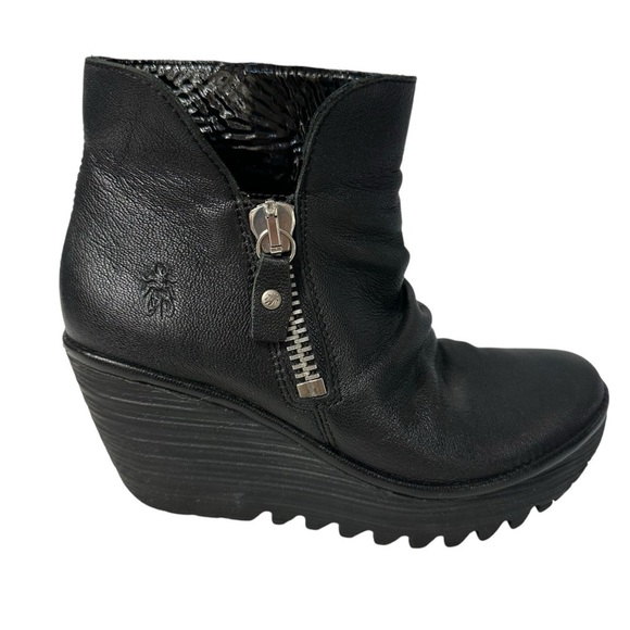FLY London Leather Wedge Ankle Boots - Yoxi, Black, EU 36, US size 5.5 - Picture 4 of 11